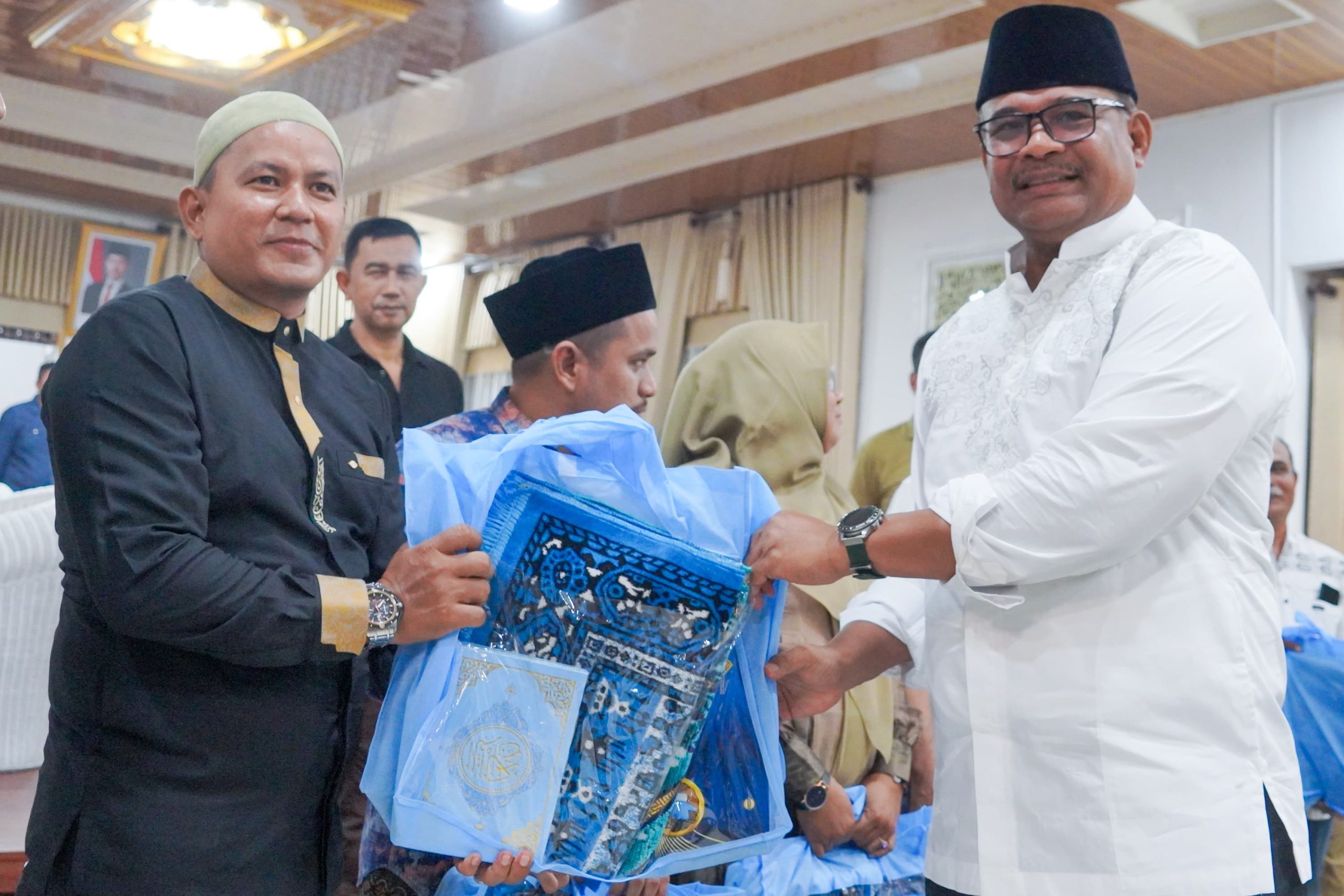 Satgas PRR Serahkan Bantuan Presiden untuk Korban Bencana Hidrometeorologi di Pidie