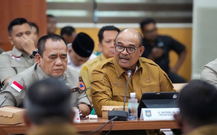 Safrizal Tegaskan Kayu Eks Banjir dan Tanah Longsor di Aceh Dapat Dimanfaatkan
