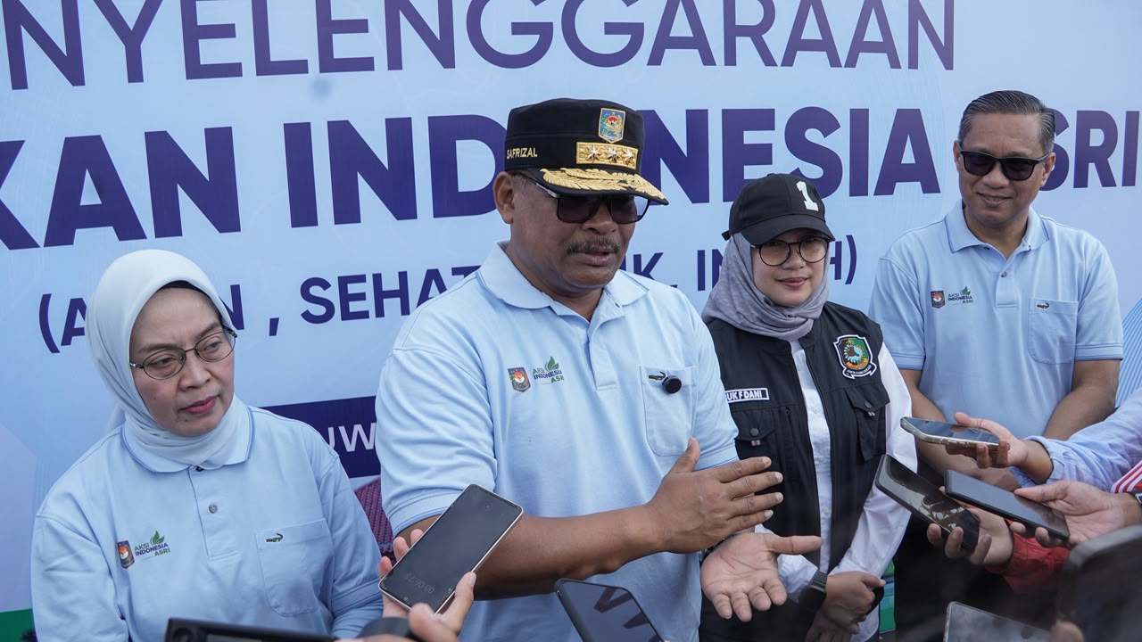 Dirjen Bina Adwil Pimpin Apel Gerakan Indonesia ASRI di Banyuwangi, Ajak Seluruh Daerah Laksanakan Gerakan Secara Berkelanjutan