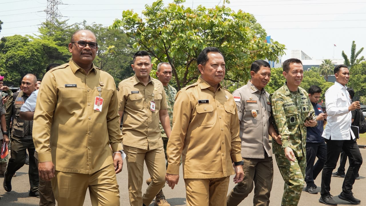 Bantuan Presiden untuk Karhutla Senilai Rp1,24 Triliun, Mendagri Minta Keselamatan Masyarakat Jadi Prioritas